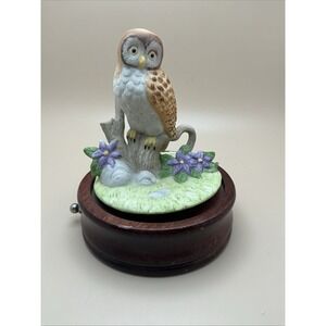 Vintage Barn Owl Music Box